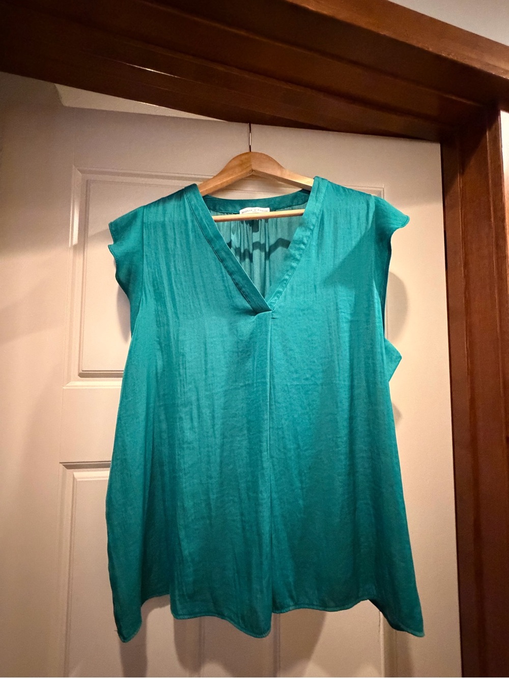 Women's Green V-Neck Cap Sleeve Top